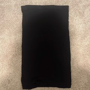 BLACK STRAPLESS DRESS / LONG PIN SKIRT